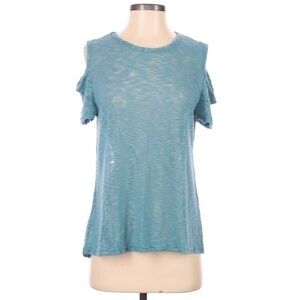 JON & ANNA Cold Shoulder Top